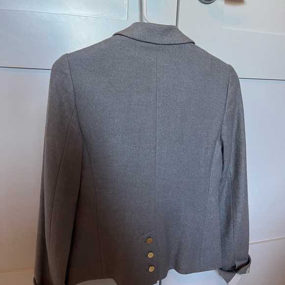 Super stylish grey wool blazer with beautiful detailing! Perfect for fall! - Picture 2 of 5